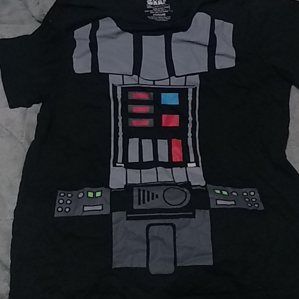 Shirt - Picture 4 of 7